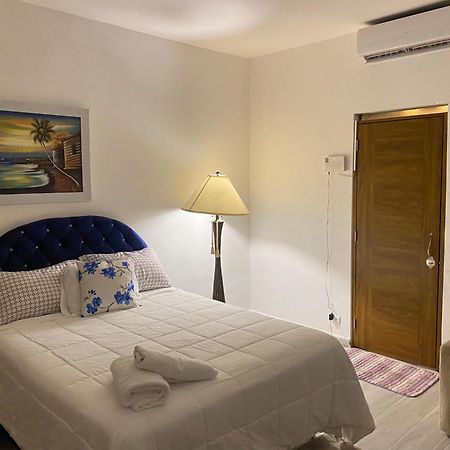 Only Room By Merengue House, 8 Minutos Airport Monte Adentro  Dış mekan fotoğraf