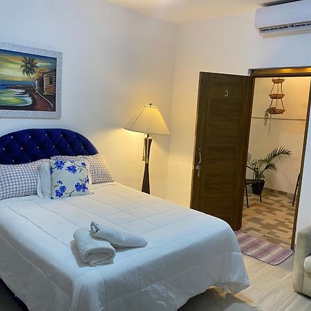 Only Room By Merengue House, 8 Minutos Airport Monte Adentro  Dış mekan fotoğraf
